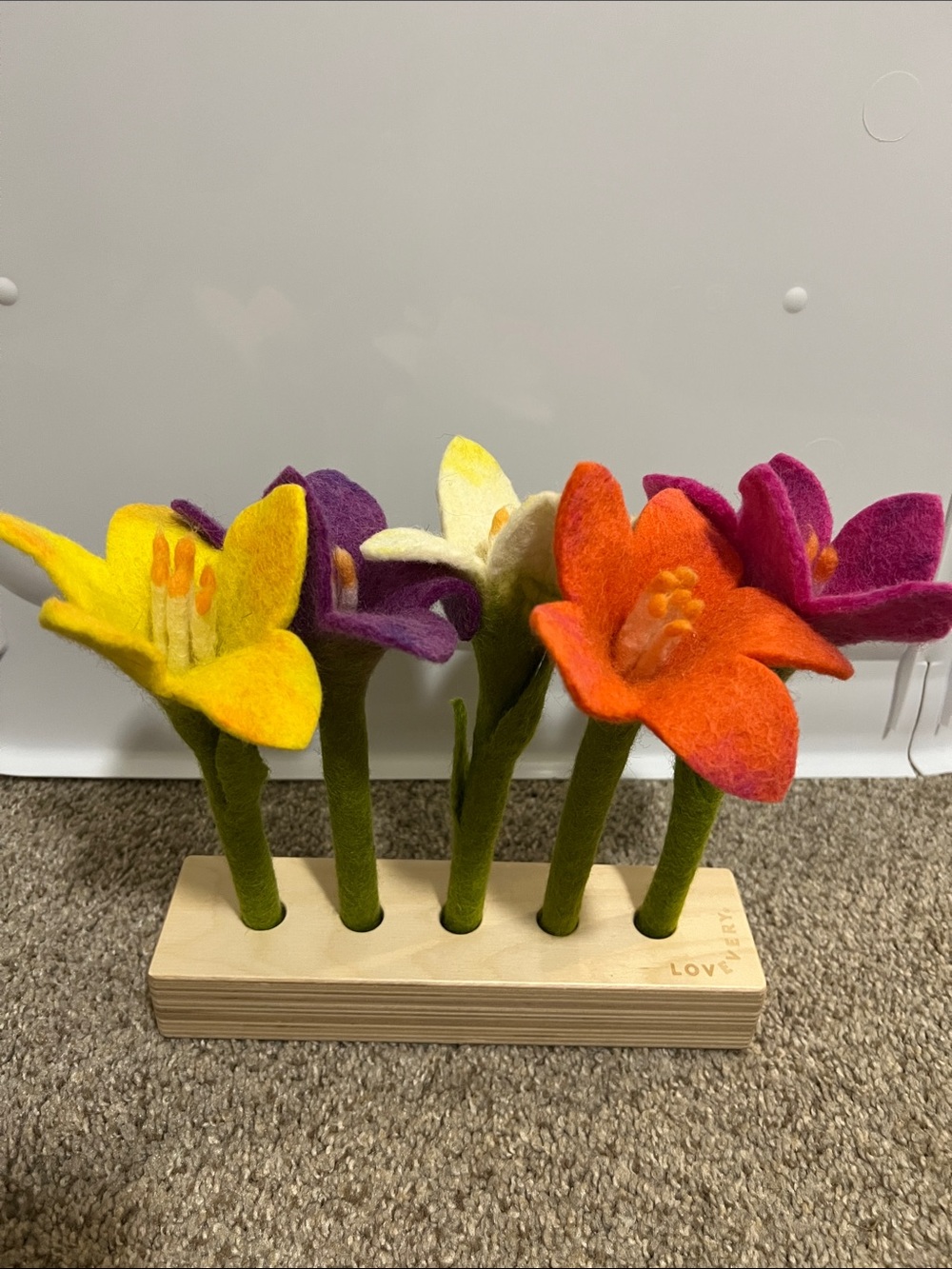 Lovevery Felt Flowers
